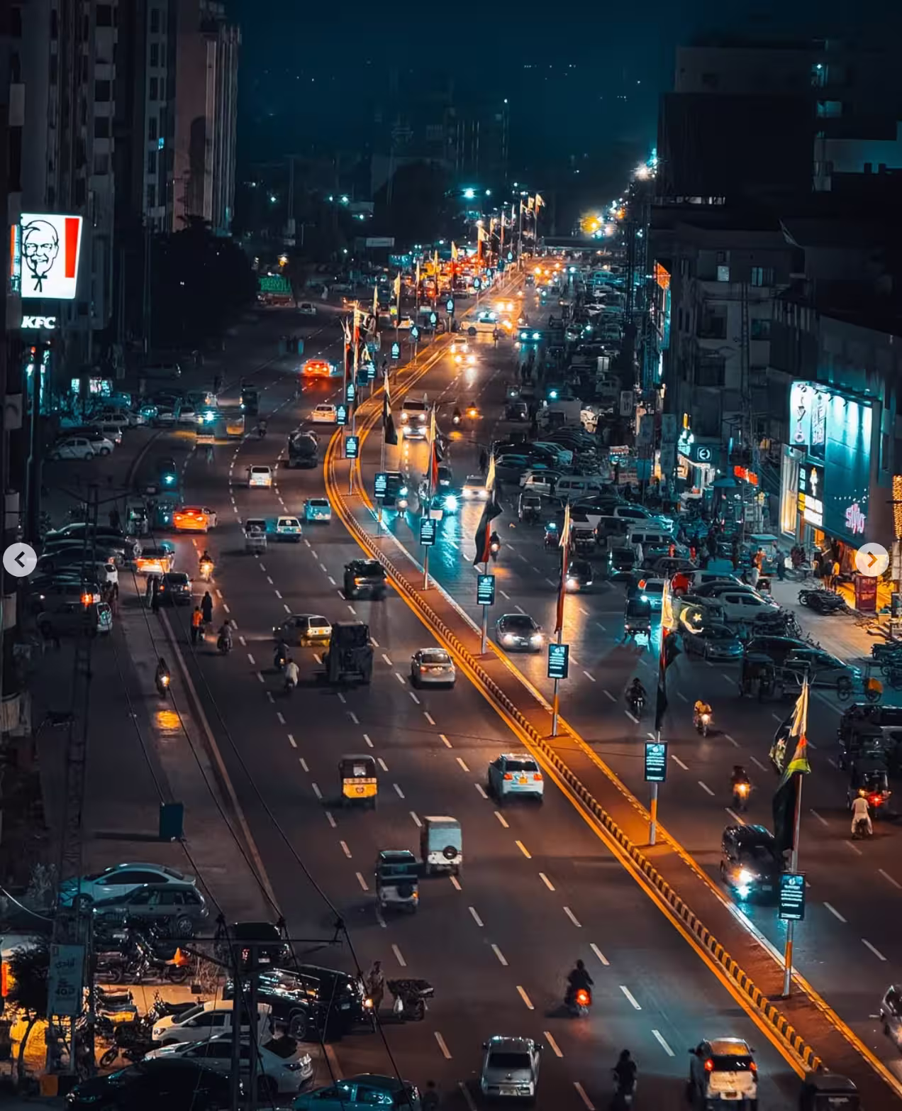 Autobahn Road Food Street