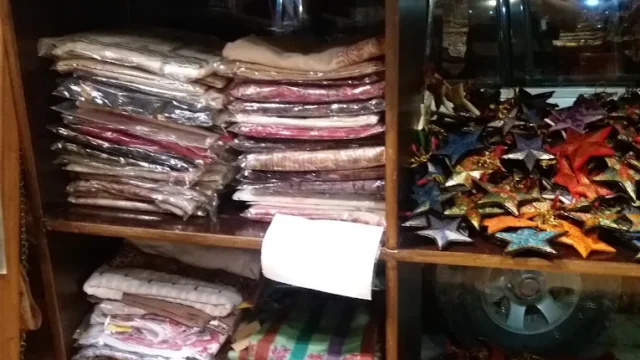 K. Creations – Kashmiri Shawls and Handicrafts2