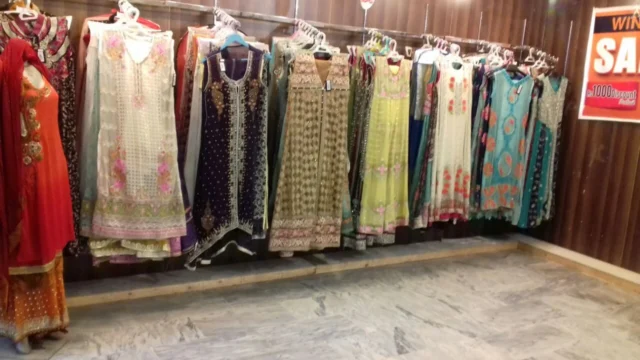KhoobSurat Stores