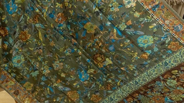 TAJ KASHMIRI HANDICRAFTS OUTLET1