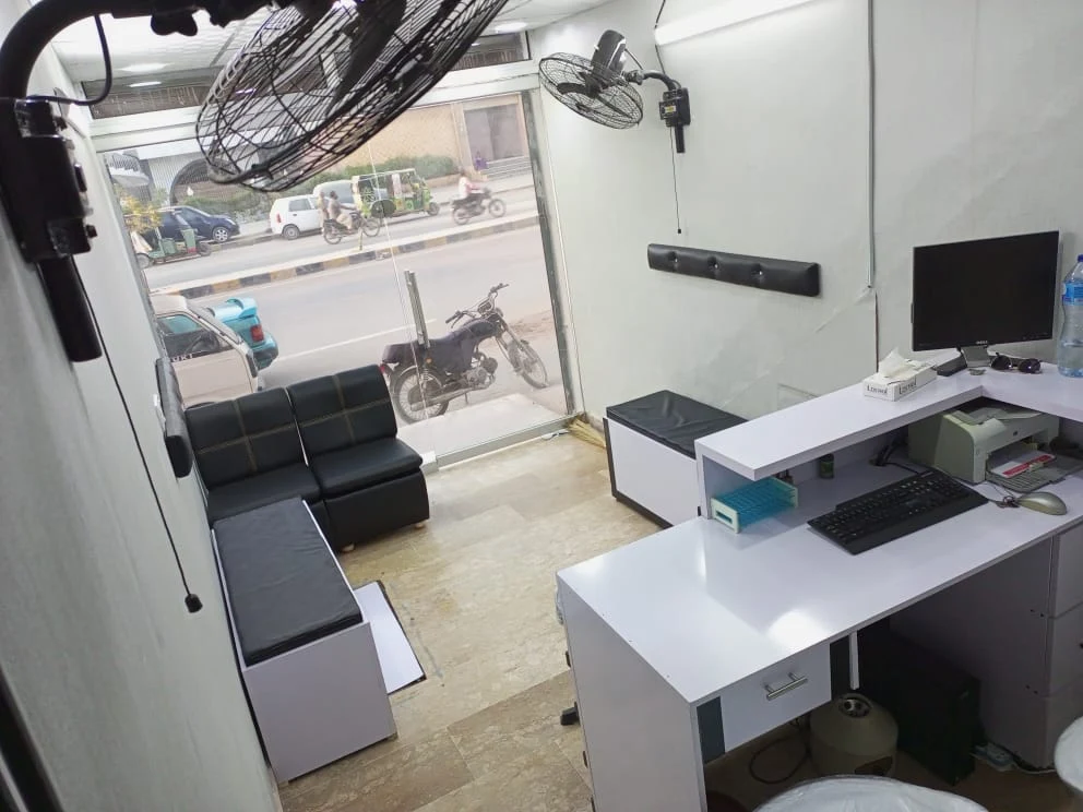 Karachi Diagnostic Laboratory