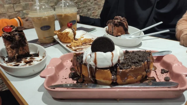 Home 8 Mehran Ice Cream Shop, in Karachi, Pakistan.